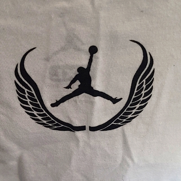 NEW White Jordan T-Shirt - Picture 4 of 4